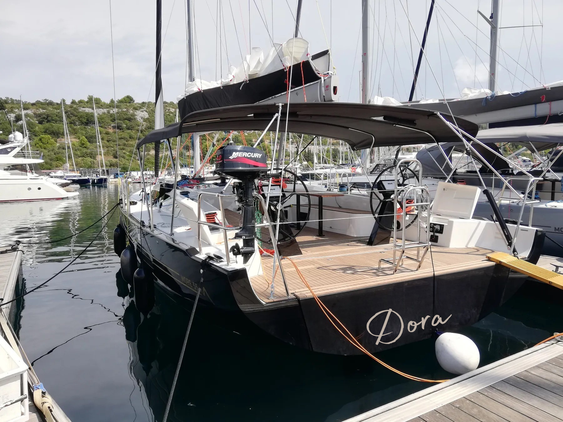 More 55, Dora | Yacht Charter Croatia