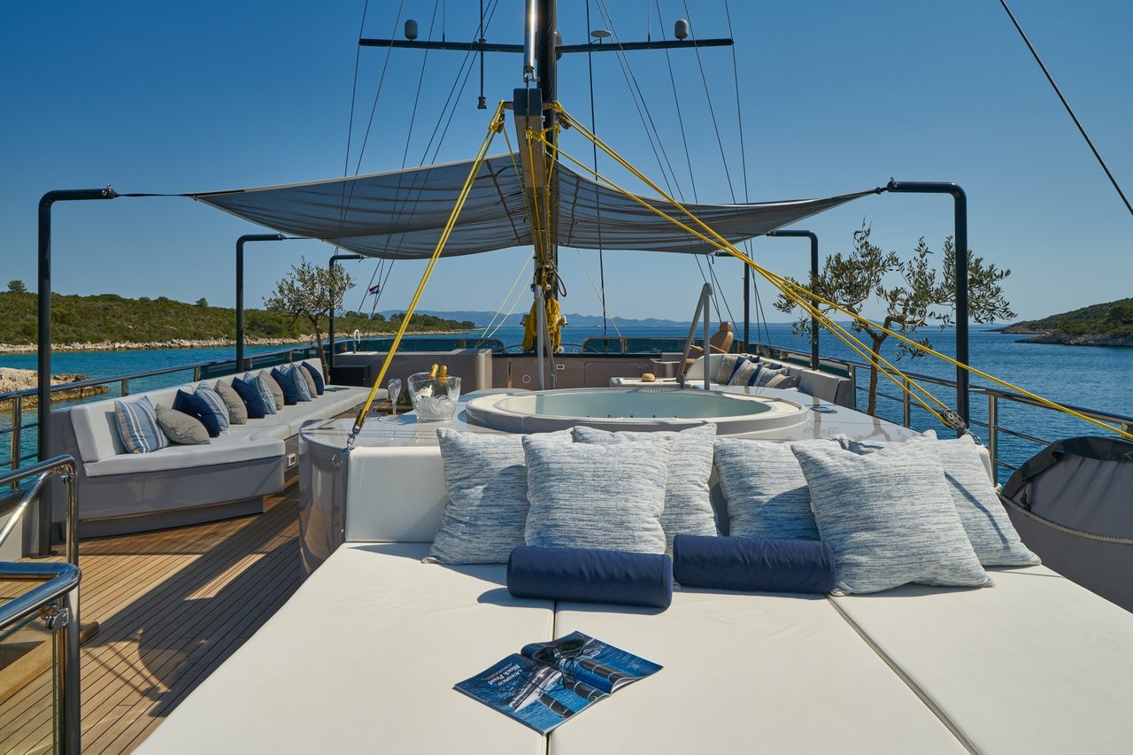 M/S Rara Avis, Rara Avis | Yacht Charter Croatia