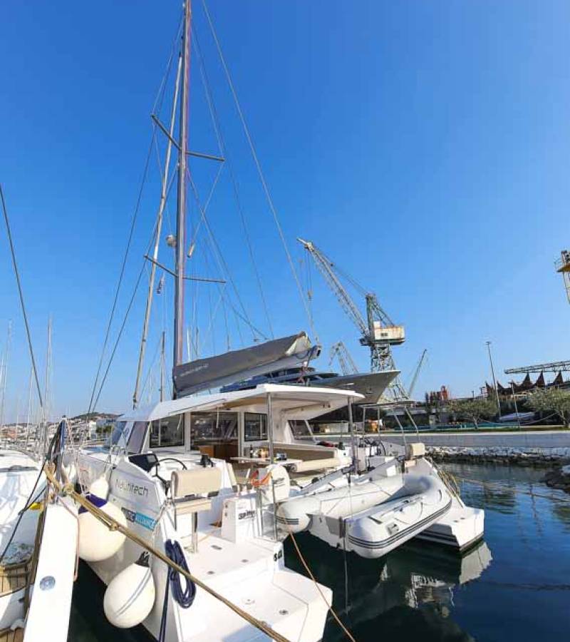 Nautitech 40 Open, Rosa | Yacht Charter Croatia