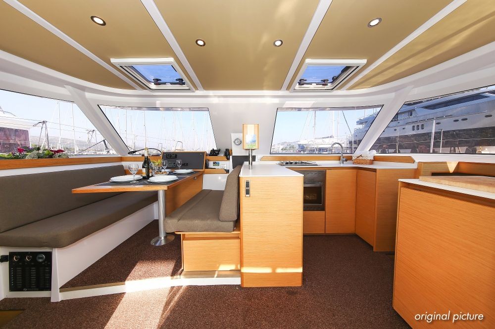 Nautitech 40 Open, Rosa | Yacht Charter Croatia