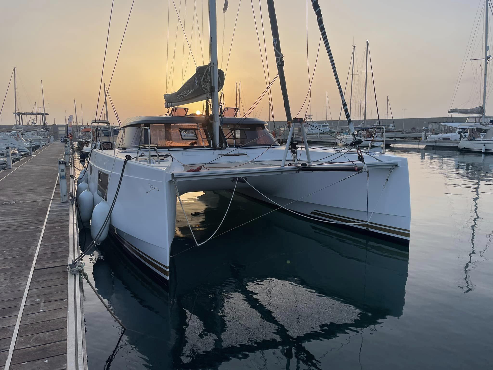Nautitech 40 Open, Master Yoda | Yacht Charter Croatia