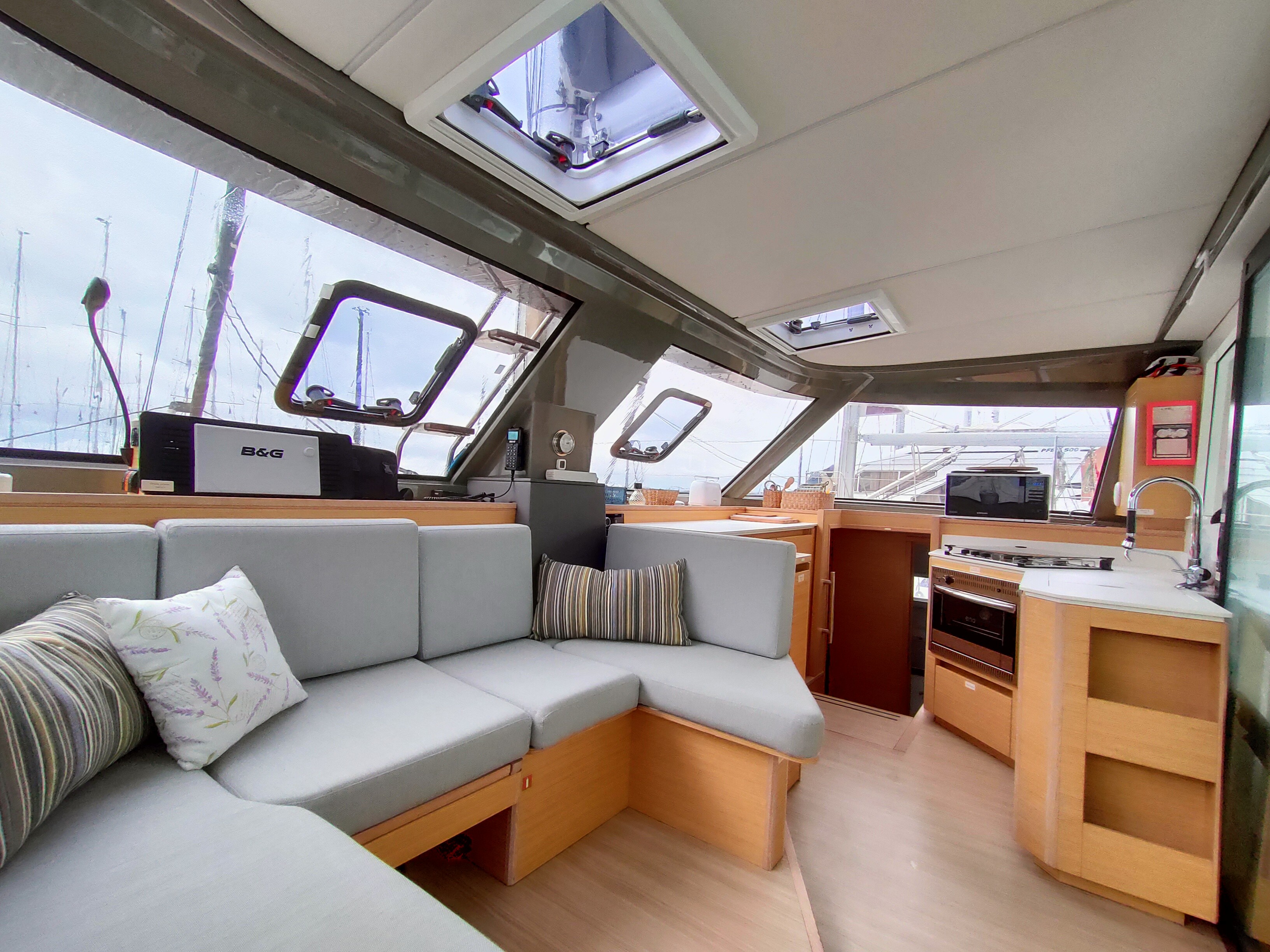 Nautitech 40 Open, Master Yoda | Yacht Charter Croatia