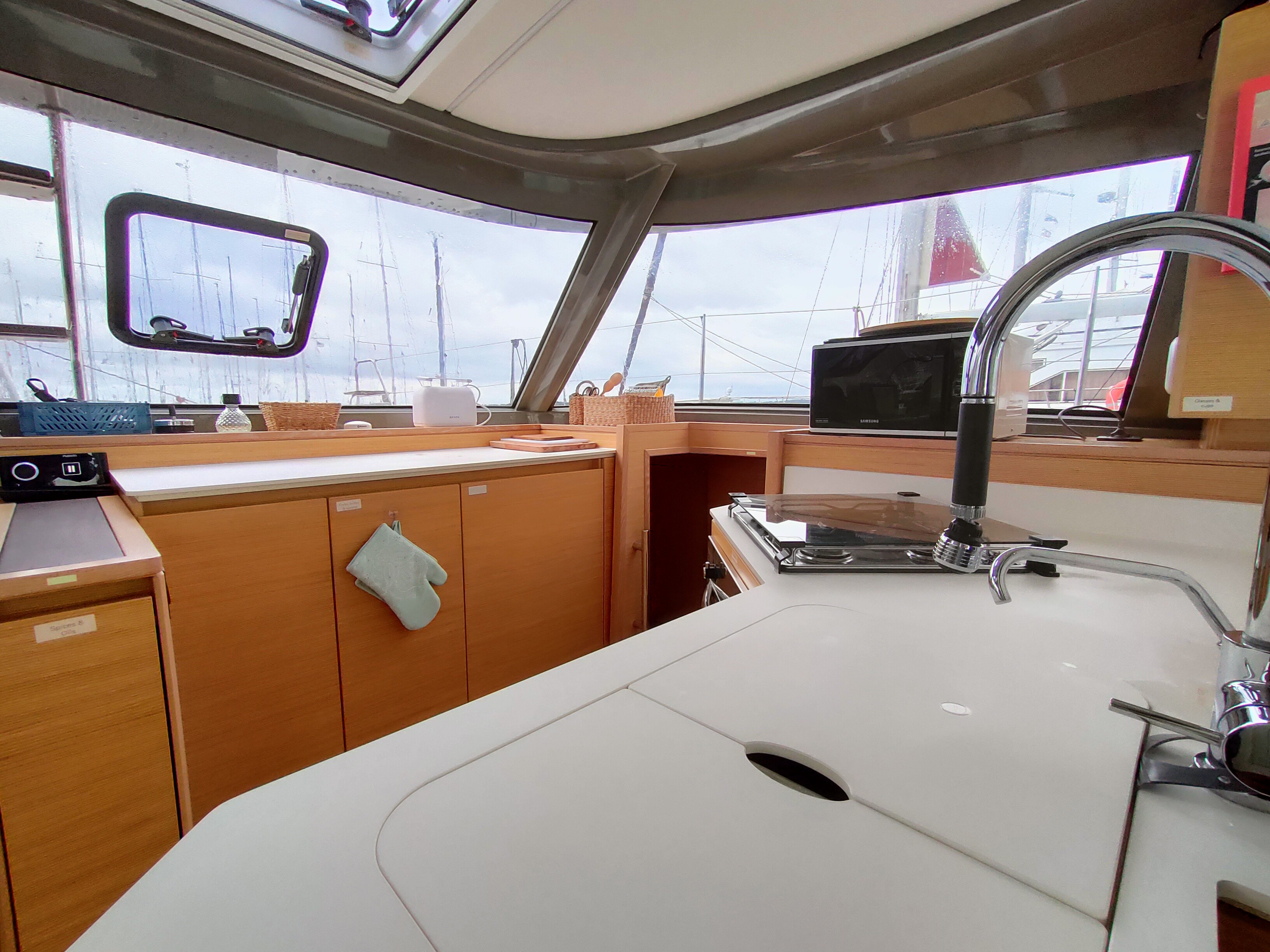 Nautitech 40 Open, Master Yoda | Yacht Charter Croatia