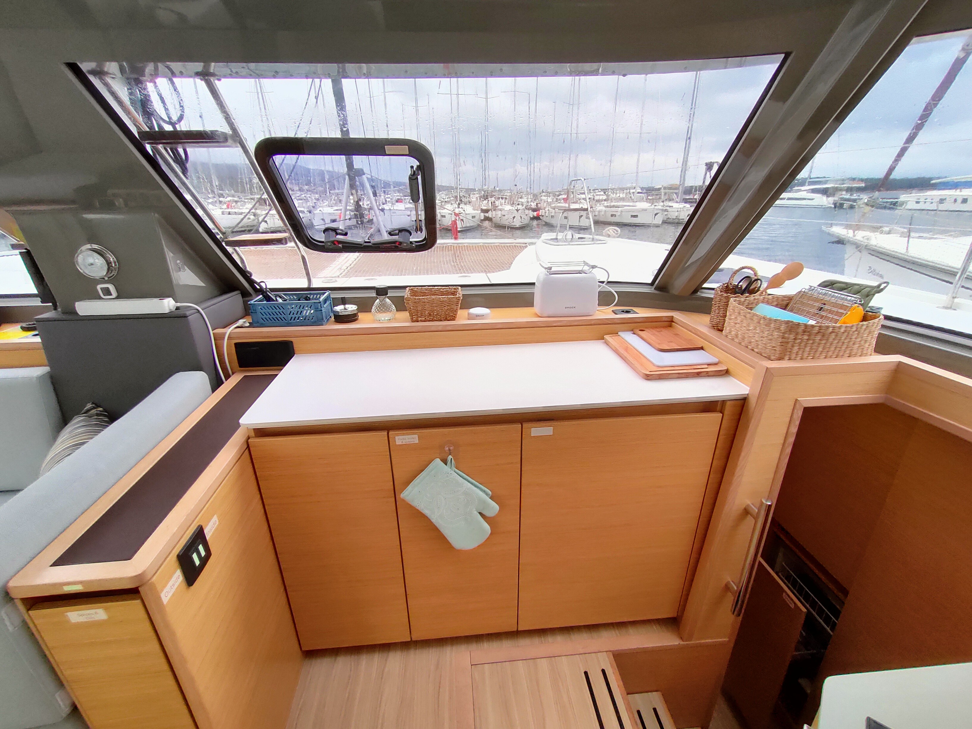 Nautitech 40 Open, Master Yoda | Yacht Charter Croatia