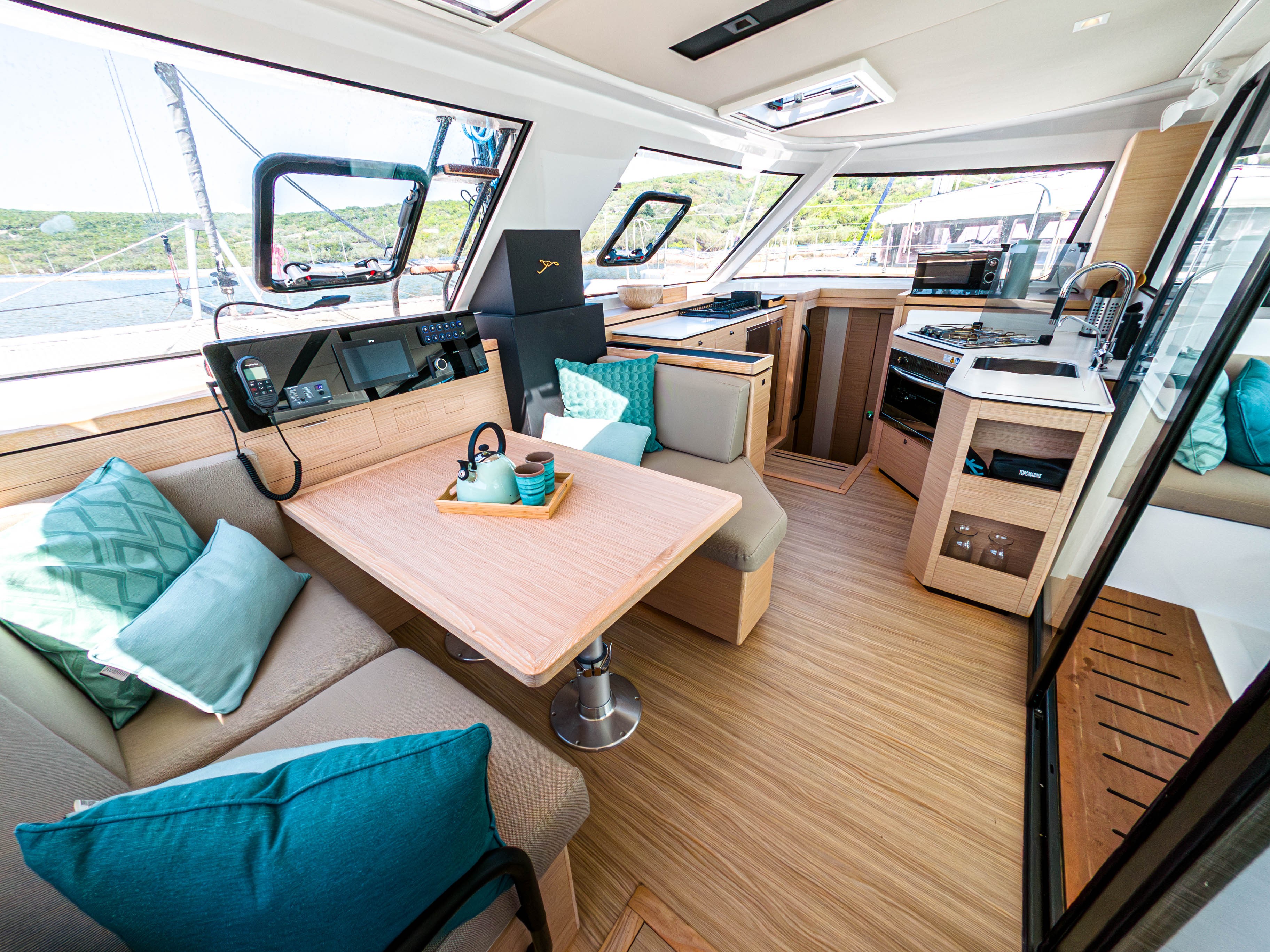 Nautitech 40 Open, Motus | Yacht Charter Croatia