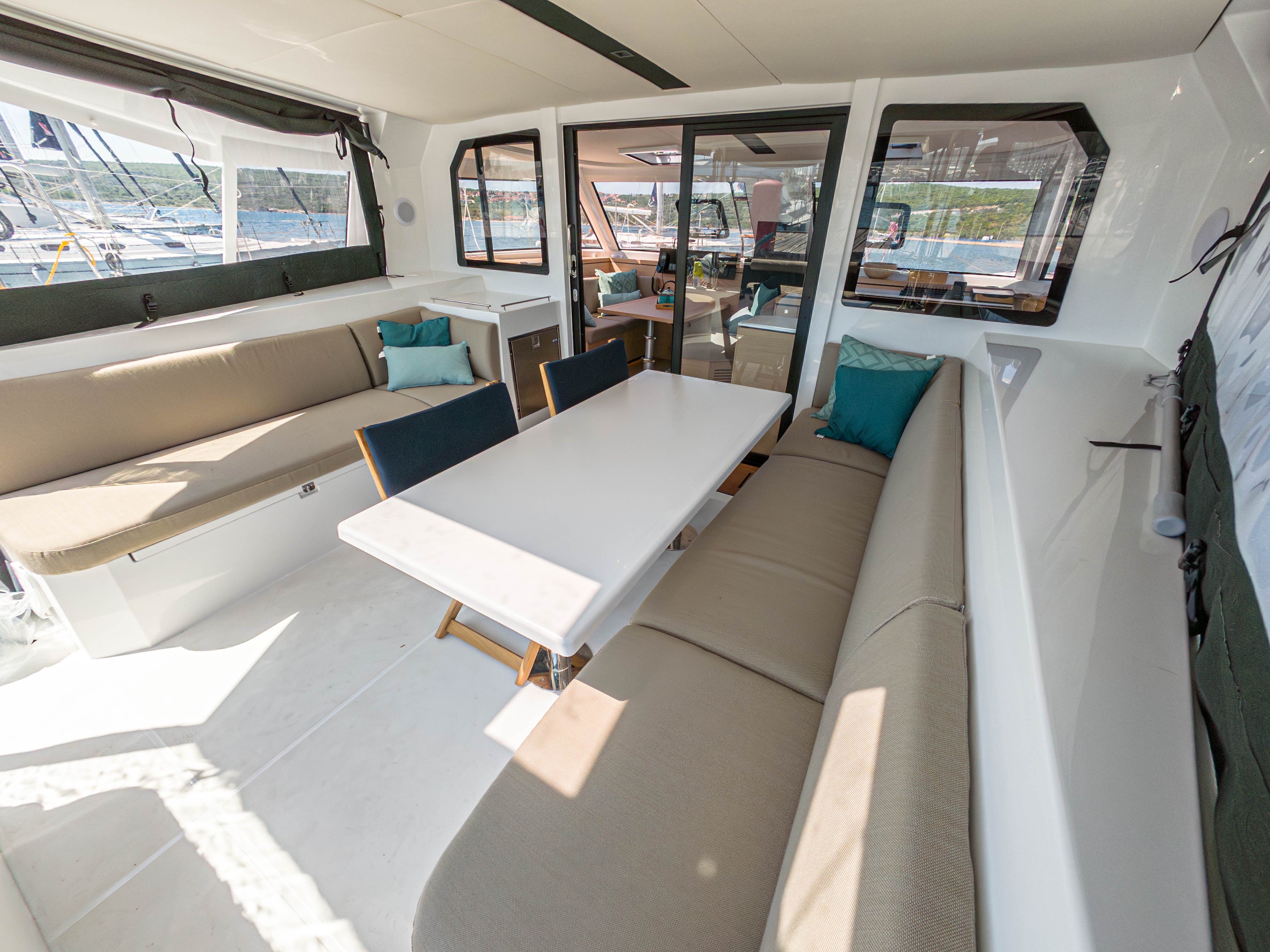 Nautitech 40 Open, Motus | Yacht Charter Croatia
