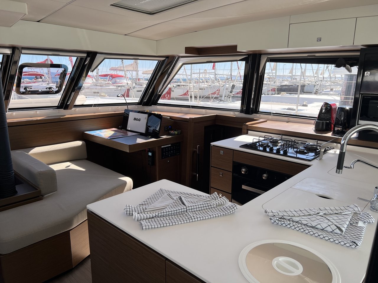 Nautitech 46 Open, Dream (cat) | Yacht Charter Croatia