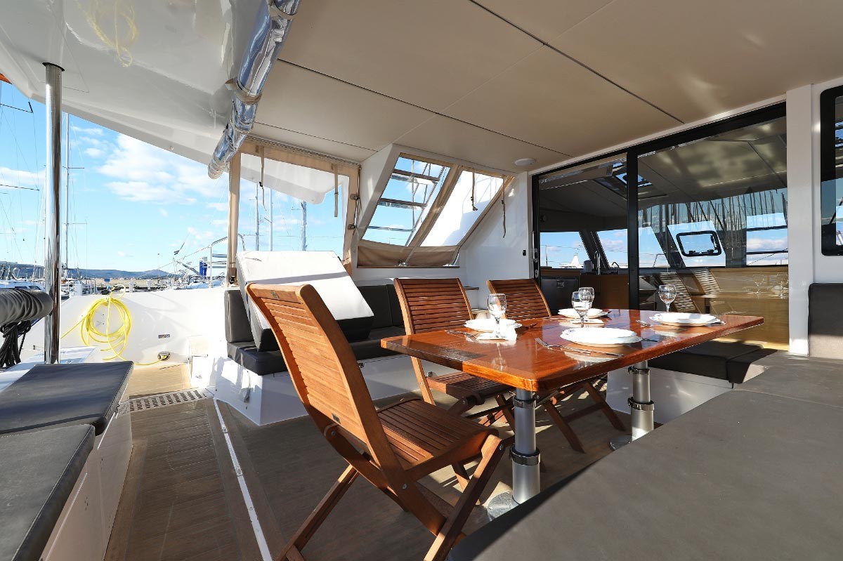 Nautitech 46, Alphabeta | Yacht Charter Croatia