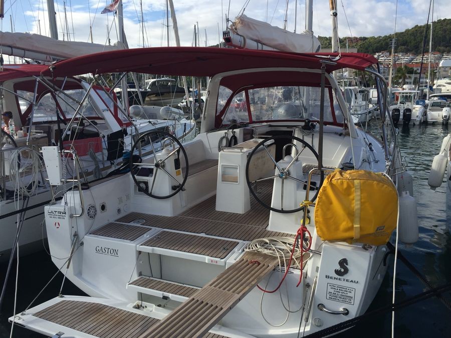 Oceanis 35, Gaston | Yachtcharter Kroatien