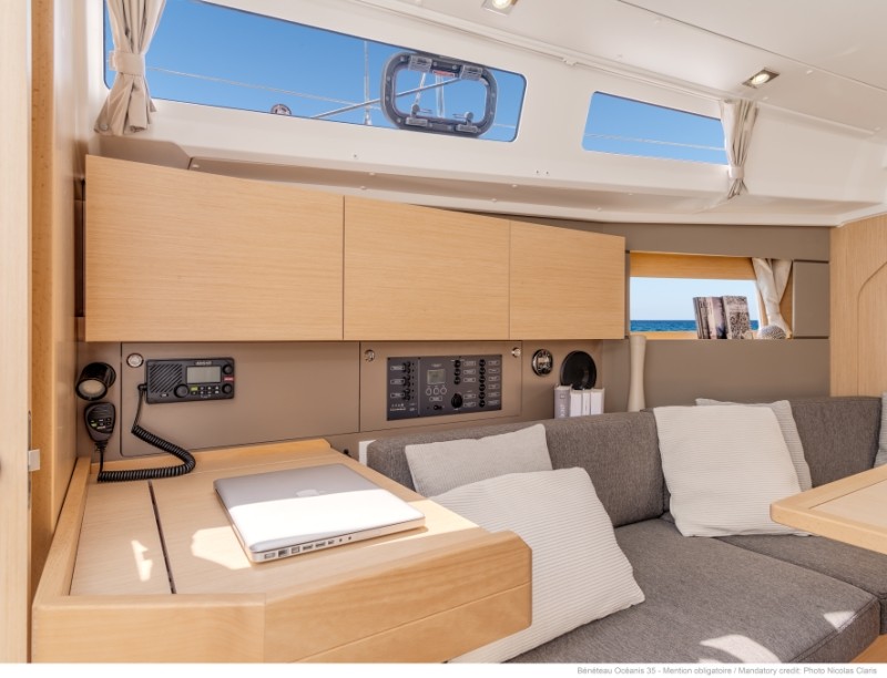 Oceanis 35, Gaston | Yachtcharter Kroatien