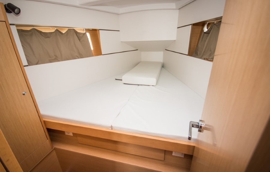 Oceanis 35, Gaston | Yachtcharter Kroatien