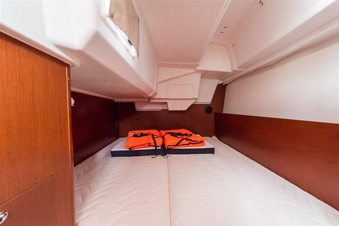 Oceanis 35.1, Bela | Noleggio di Yacht Croazia