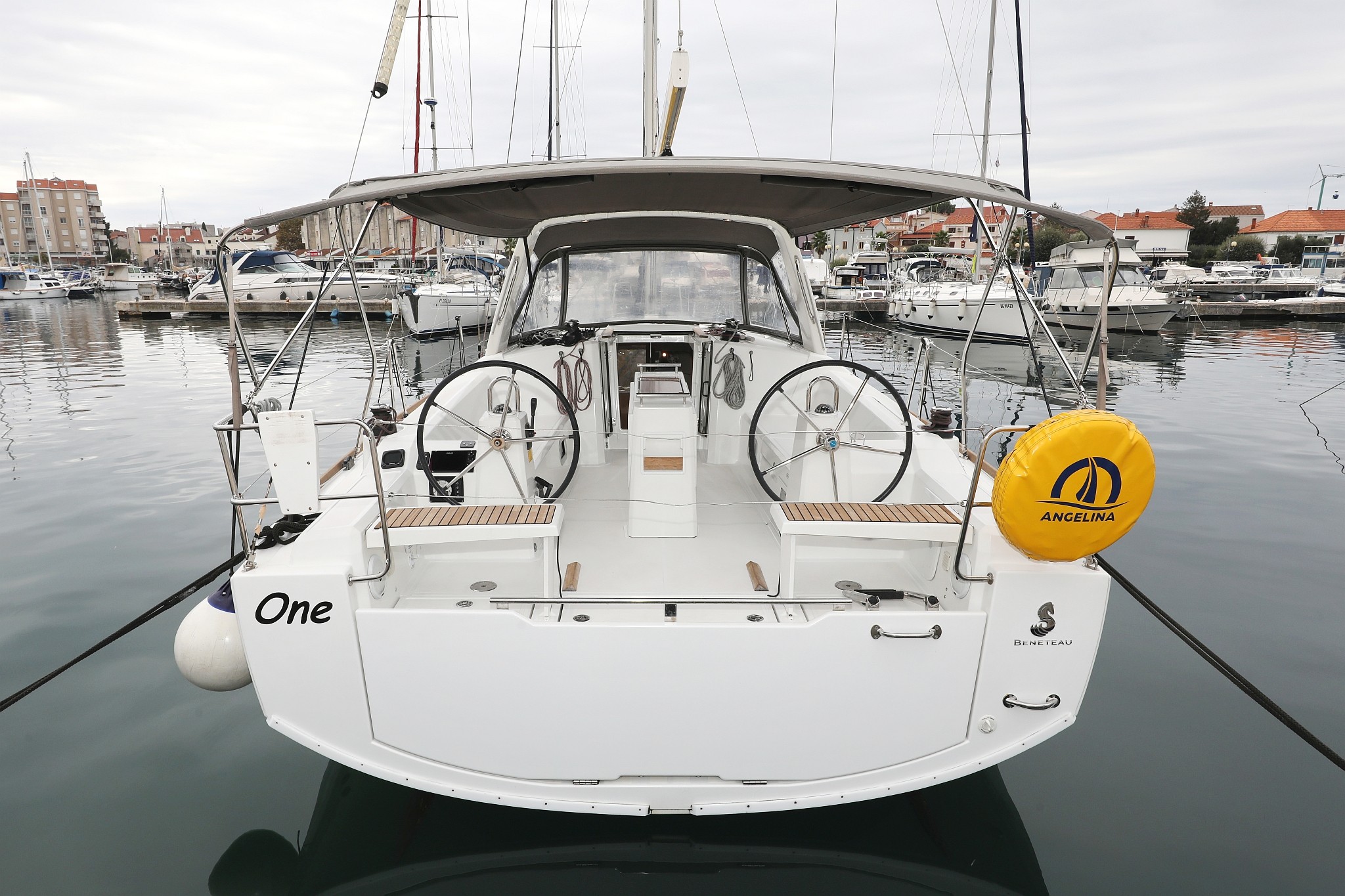 Oceanis 38, One | Yacht Charter Croatia