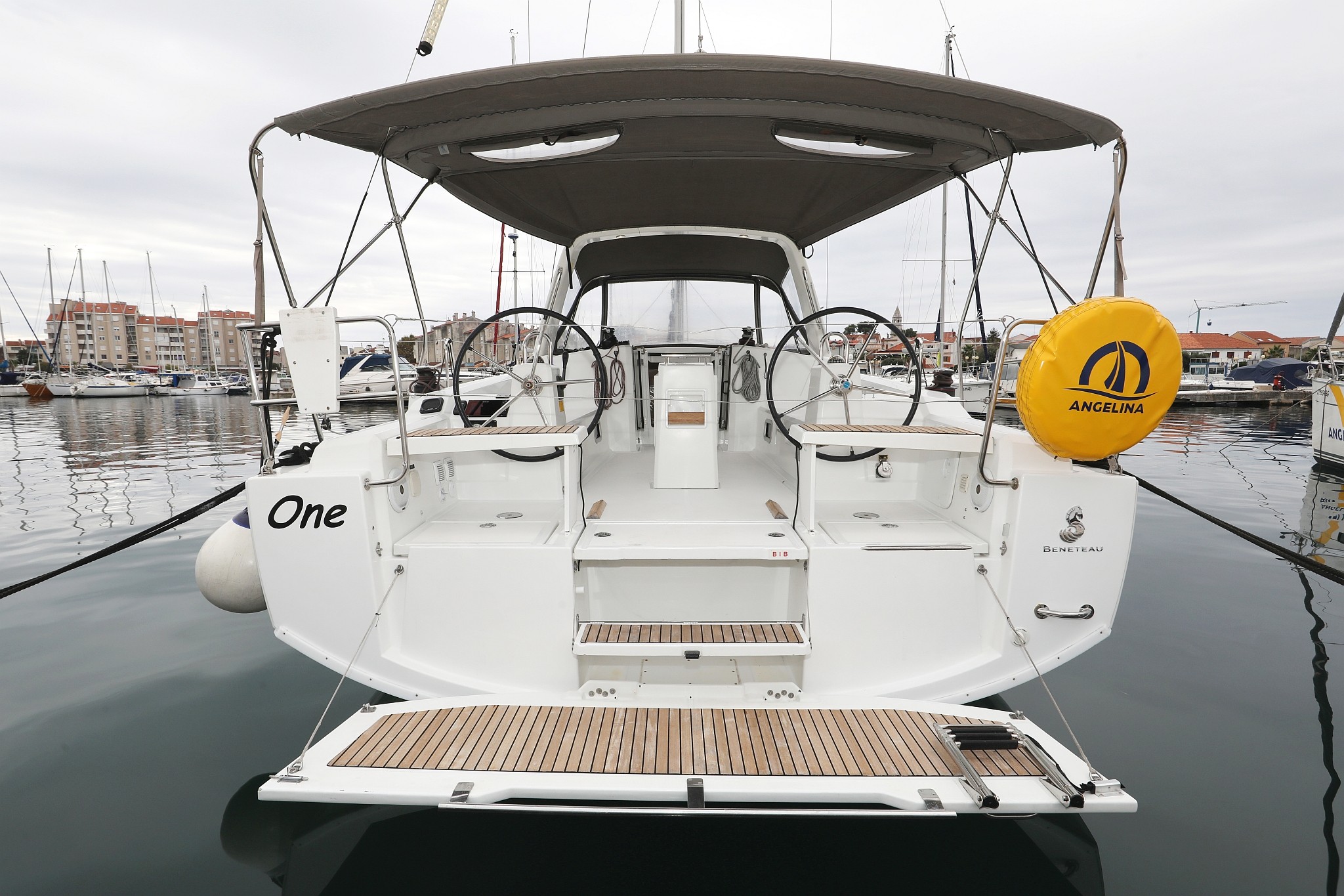 Oceanis 38, One | Yacht Charter Croatia