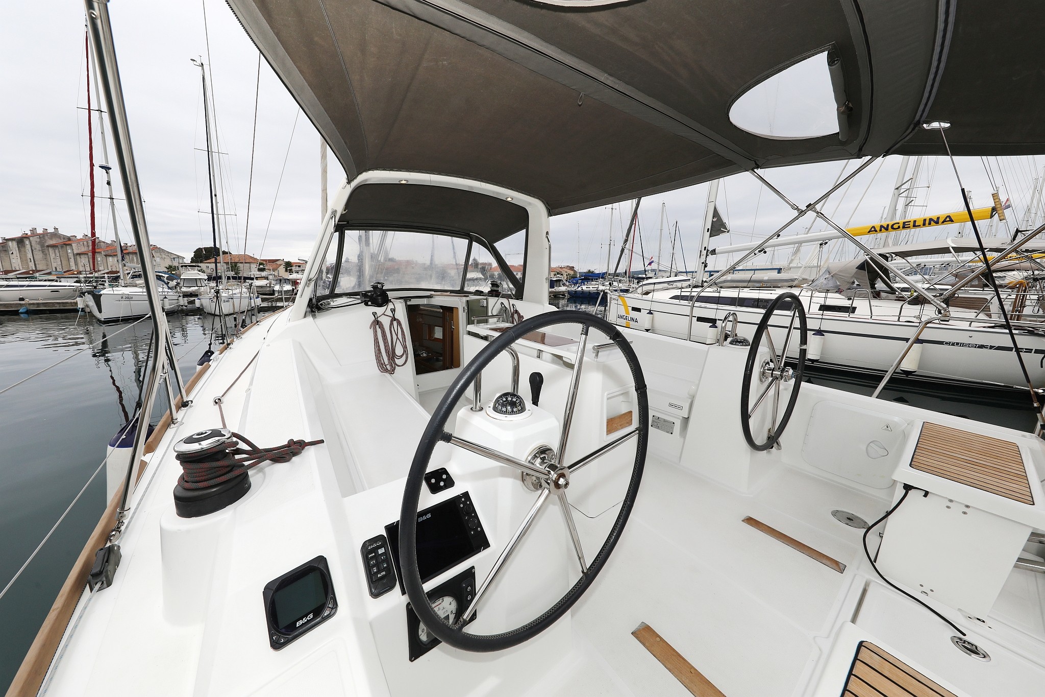 Oceanis 38, One | Yacht Charter Croatia
