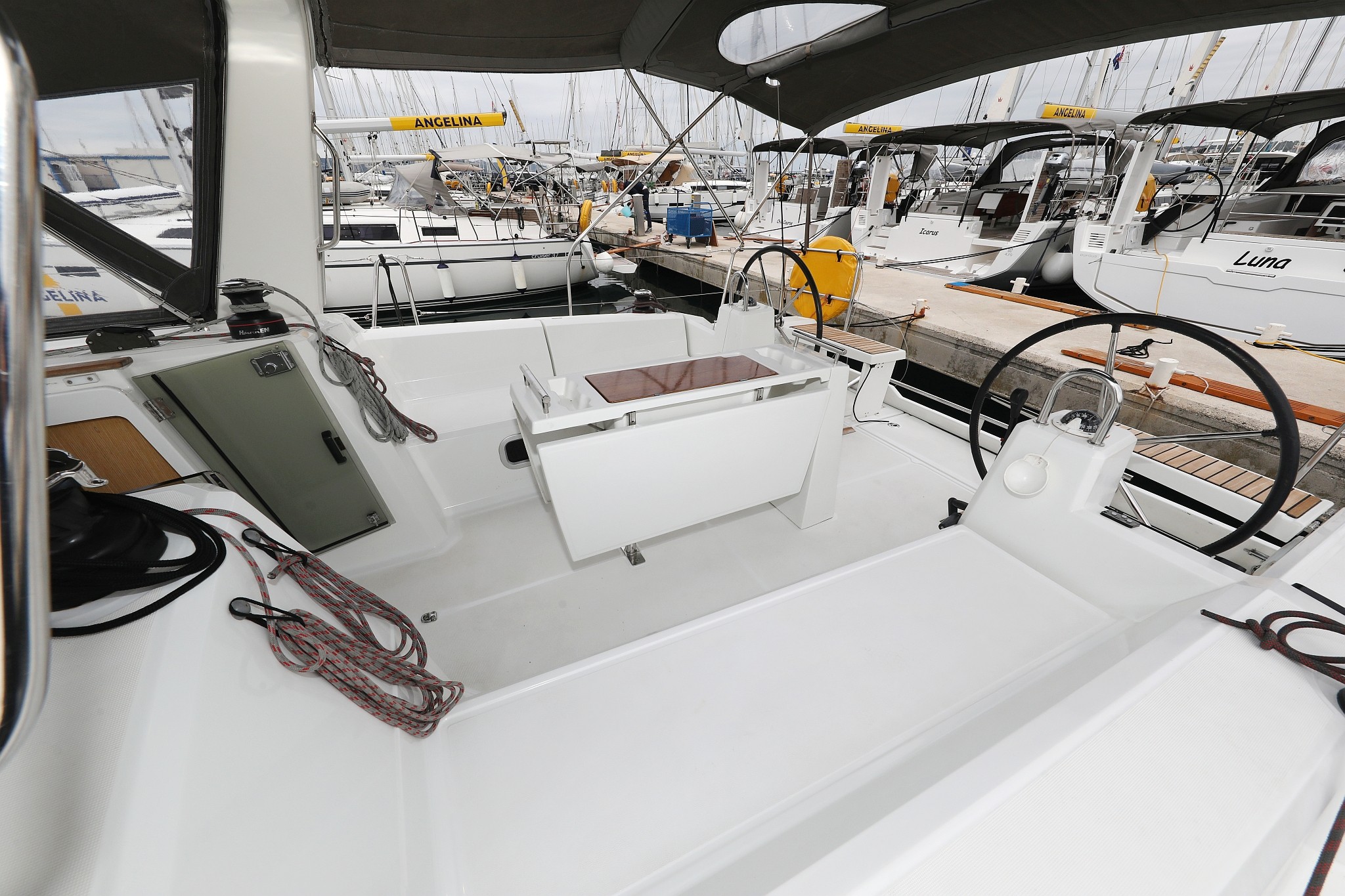 Oceanis 38, One | Yacht Charter Croatia