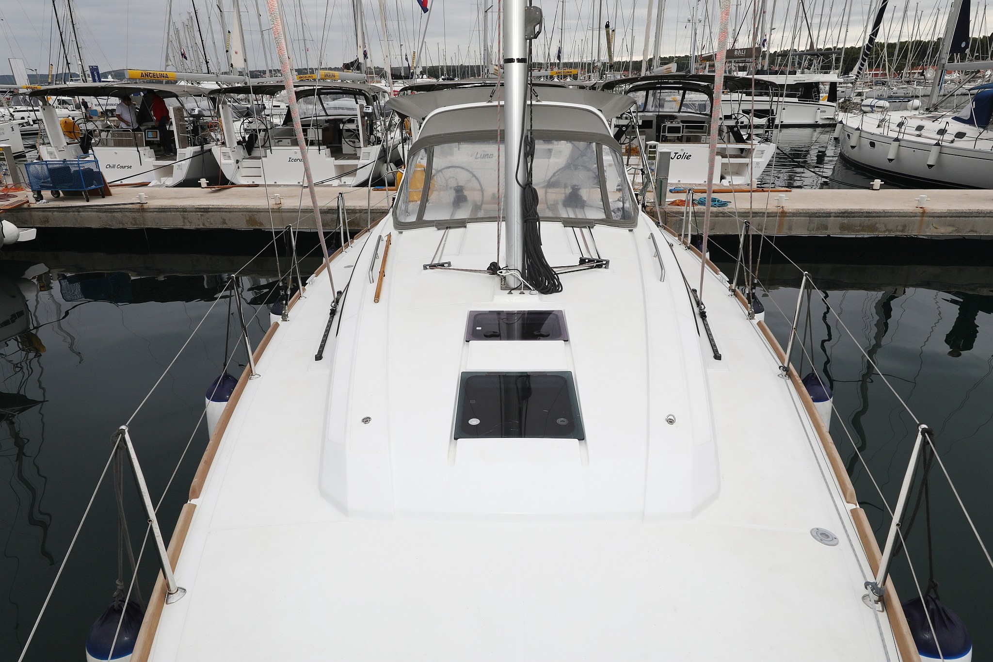 Oceanis 38, One | Yacht Charter Croatia