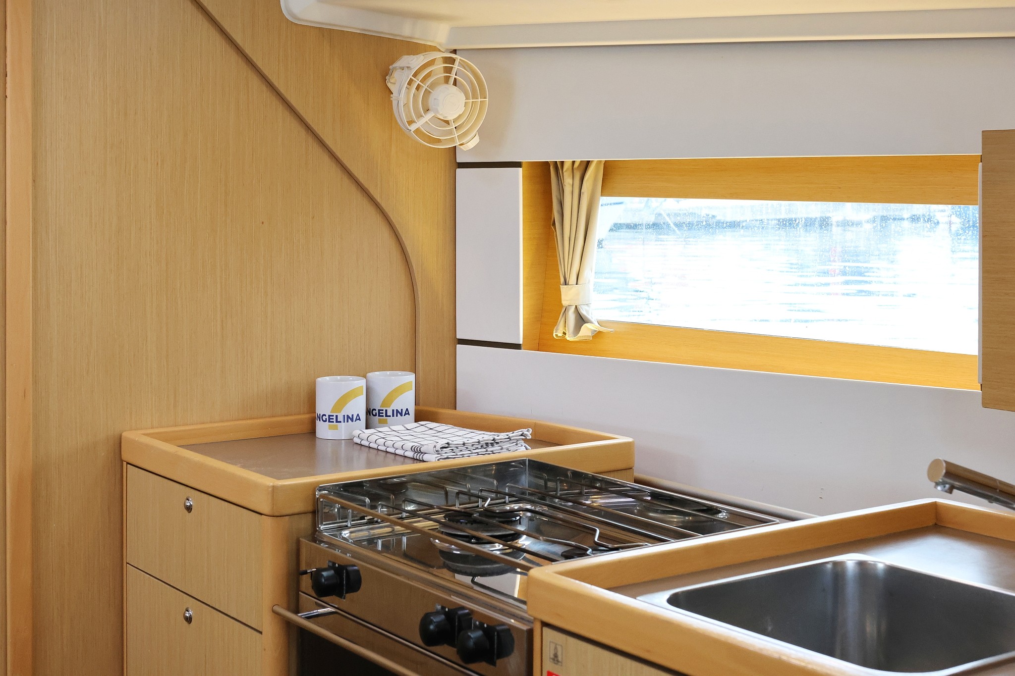 Oceanis 38, One | Yacht Charter Croatia