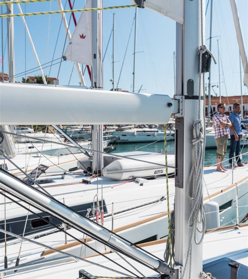 Oceanis 38, Rusalka | Yacht Charter Croatia