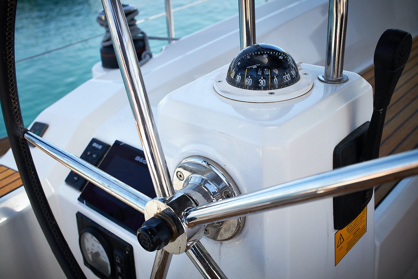 Oceanis 38.1, Mici | Yachtcharter Kroatien