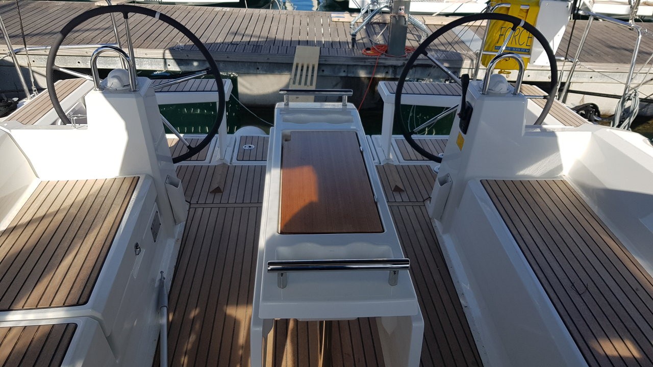 Oceanis 38.1, Aga | Yacht Charter Croatia