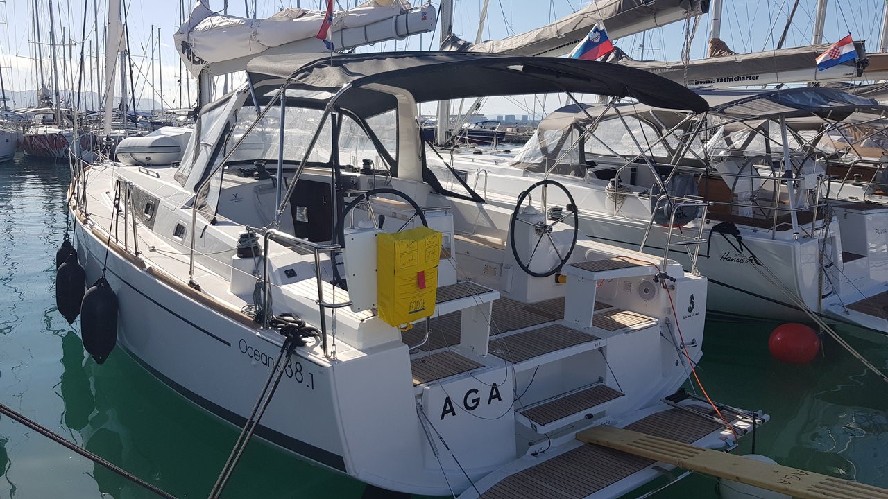 Oceanis 38.1, Aga | Yacht Charter Croatia