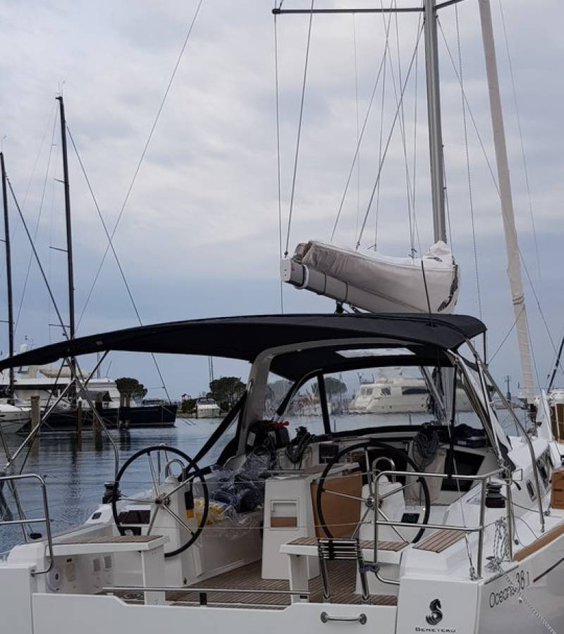 Oceanis 38.1, Aga | Yacht Charter Croatia
