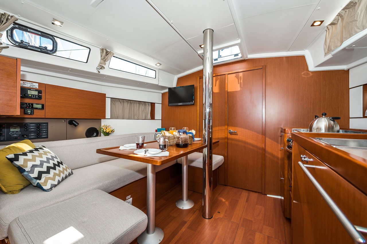Oceanis 38.1, New Order | Yacht Charter Croatia
