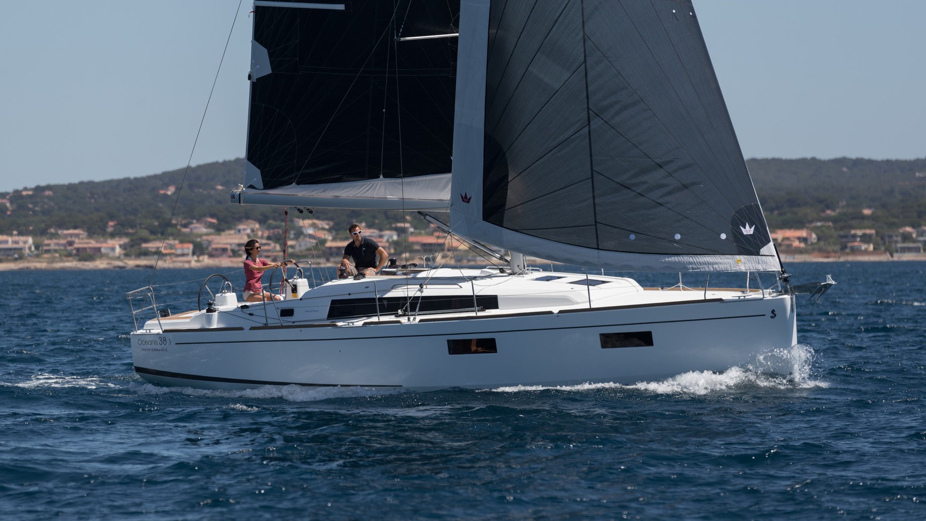 Oceanis 38.1, Maja | Yacht Charter Croatia