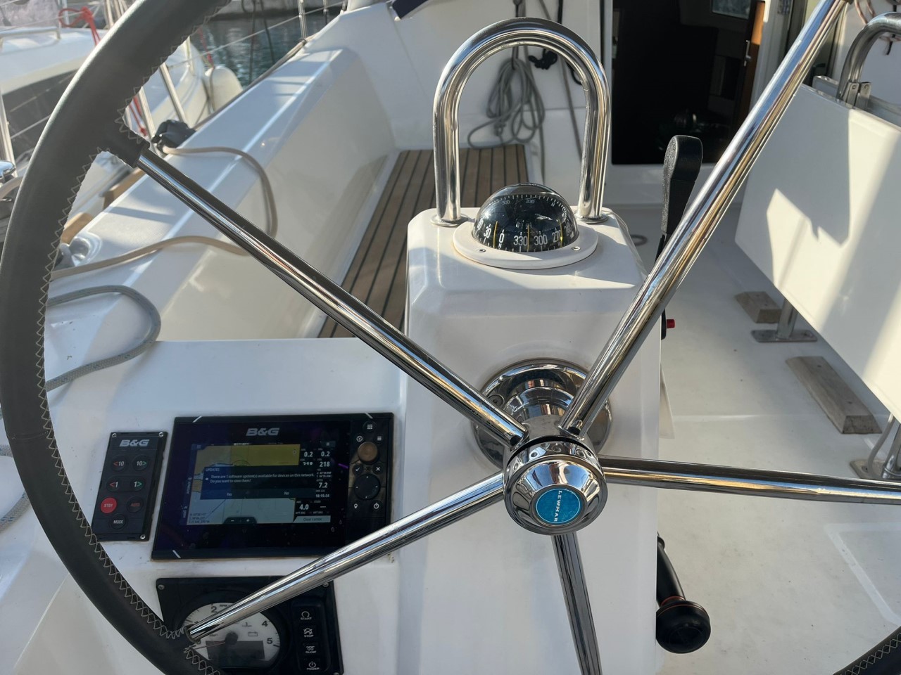 Oceanis 38.1, Sailor Mercury | Yacht Charter Croatia