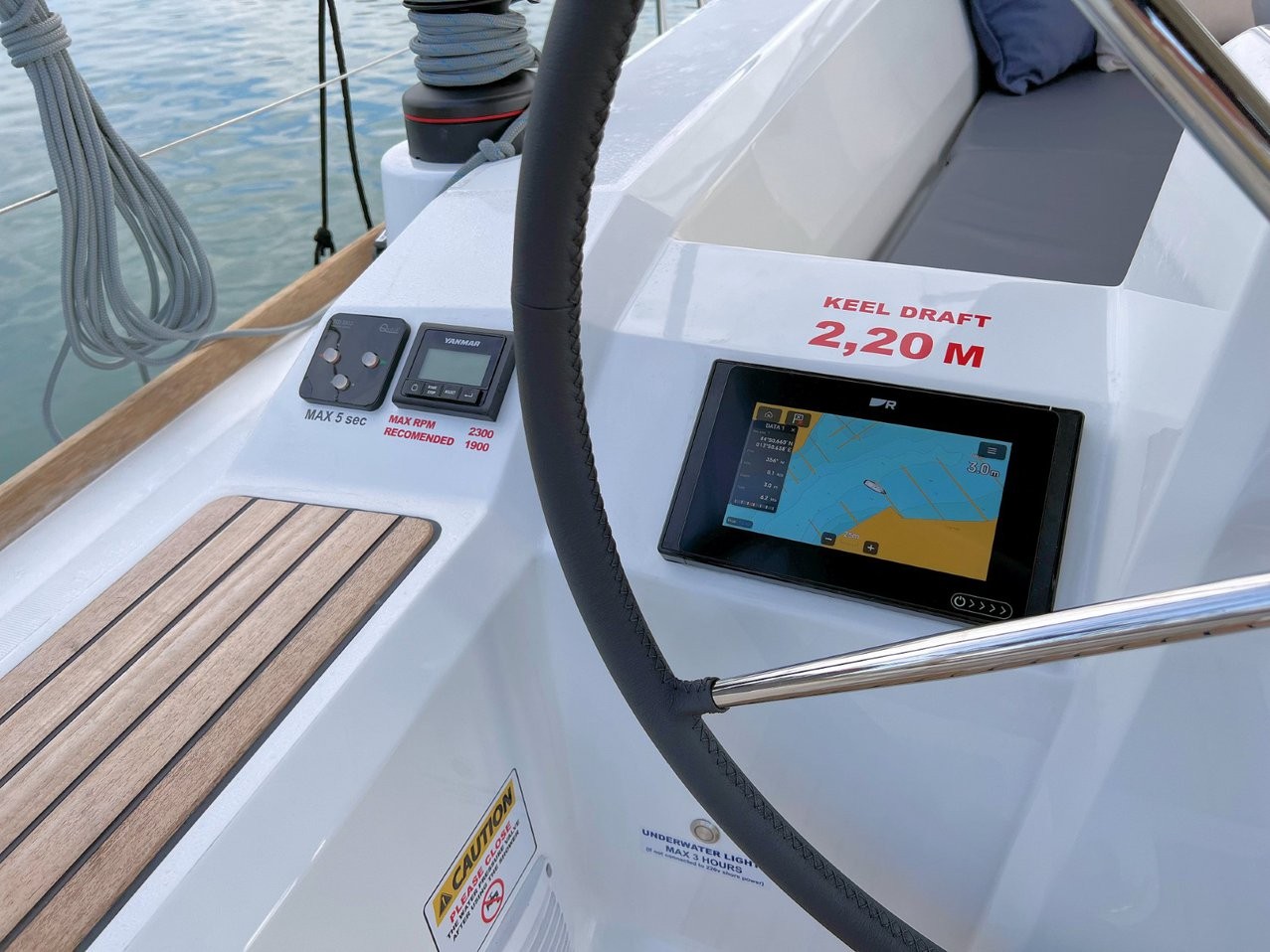 Oceanis 38.1, Jana | Yacht Charter Croatia