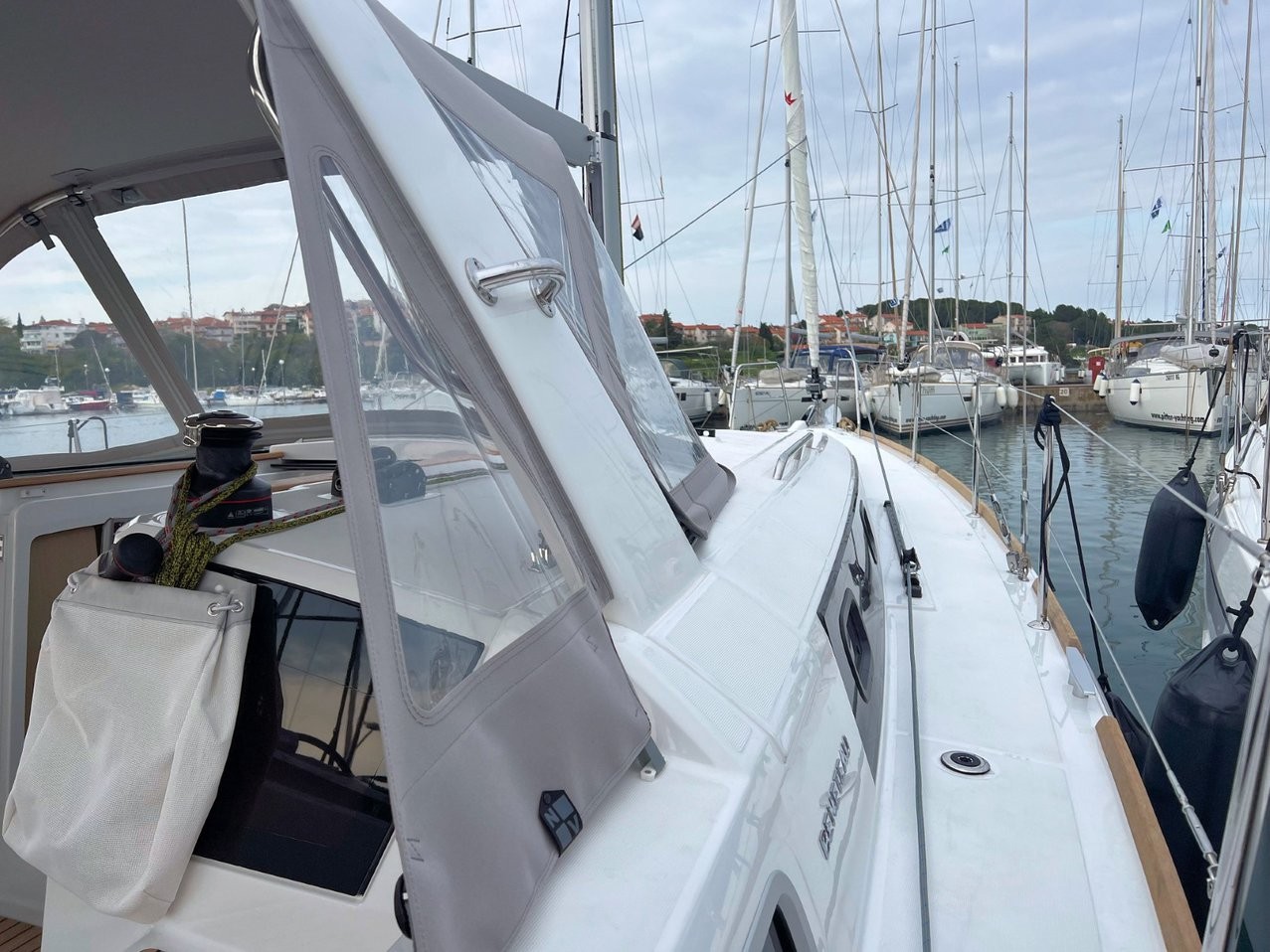 Oceanis 38.1, Jana | Yacht Charter Croatia