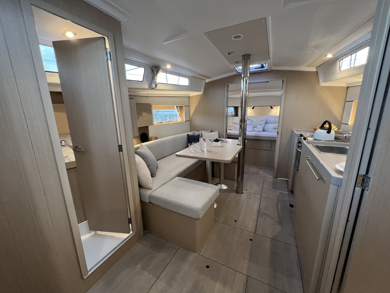 Oceanis 38.1, Jana | Yacht Charter Croatia