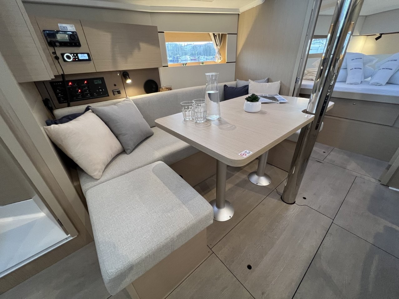 Oceanis 38.1, Jana | Yacht Charter Croatia