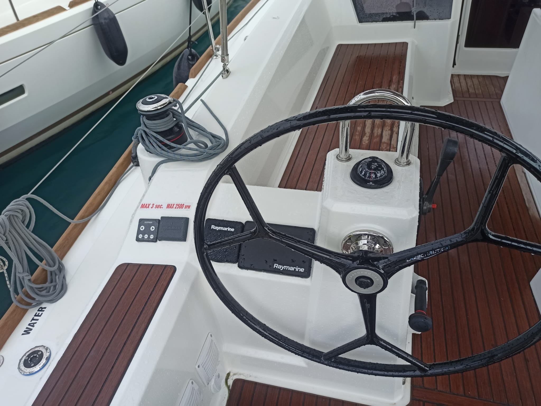 Oceanis 38.1, Tamara | Yacht Charter Croatia