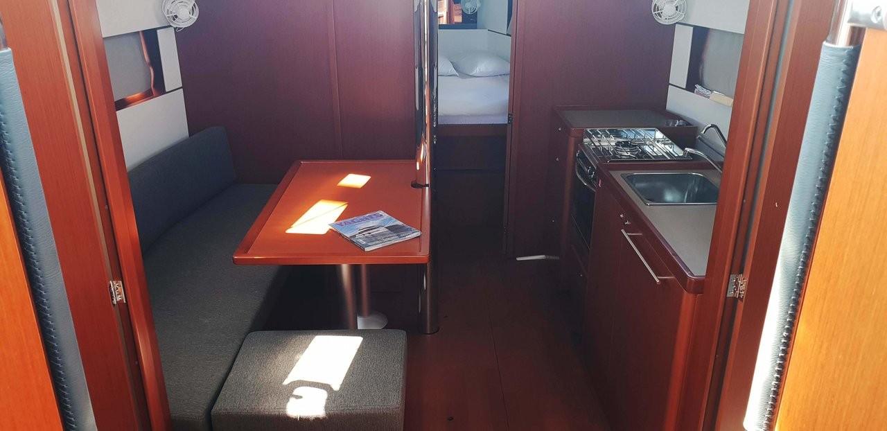Oceanis 38.1, Bellona | Yacht Charter Croatia