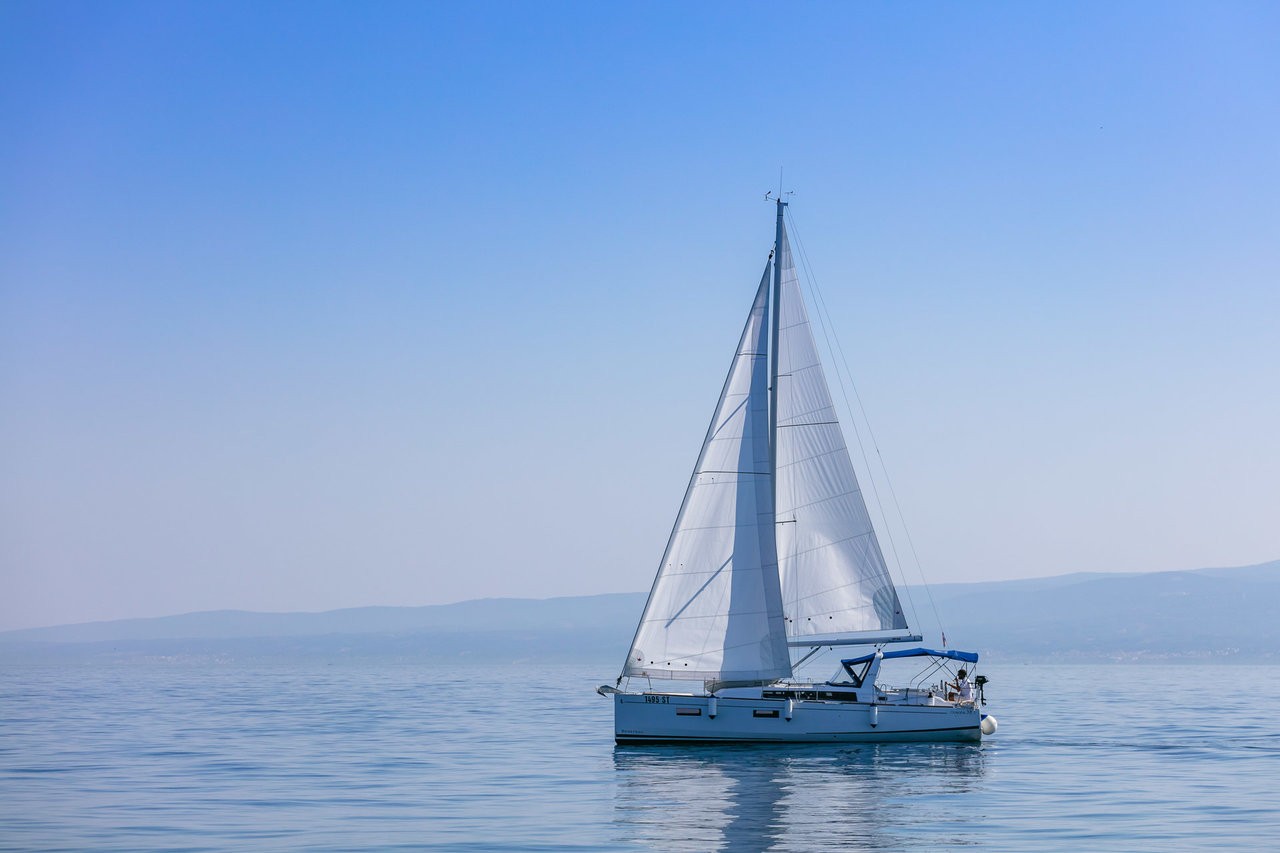 Oceanis 38.1, Anima Maris II | Yacht Charter Croatia