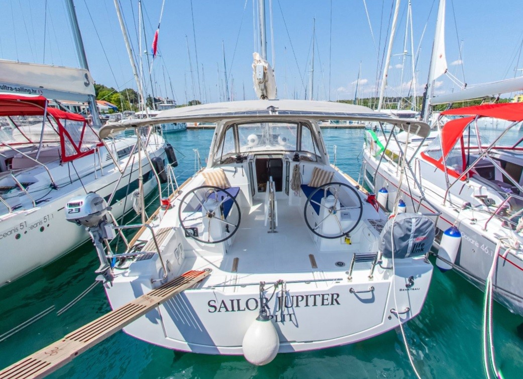 Oceanis 38.1, Sailor Jupiter | Yacht Charter Croatia