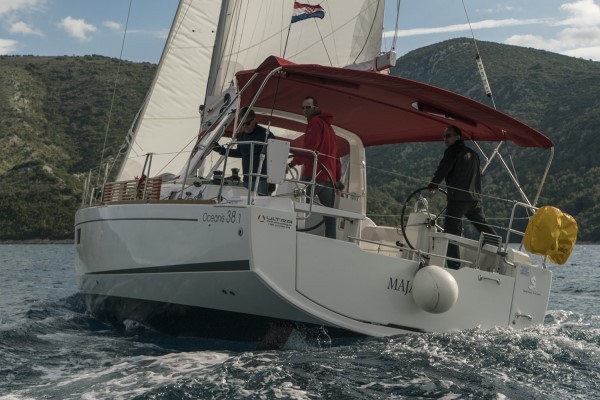 Oceanis 38.1, Majano | Yacht Charter Croatia