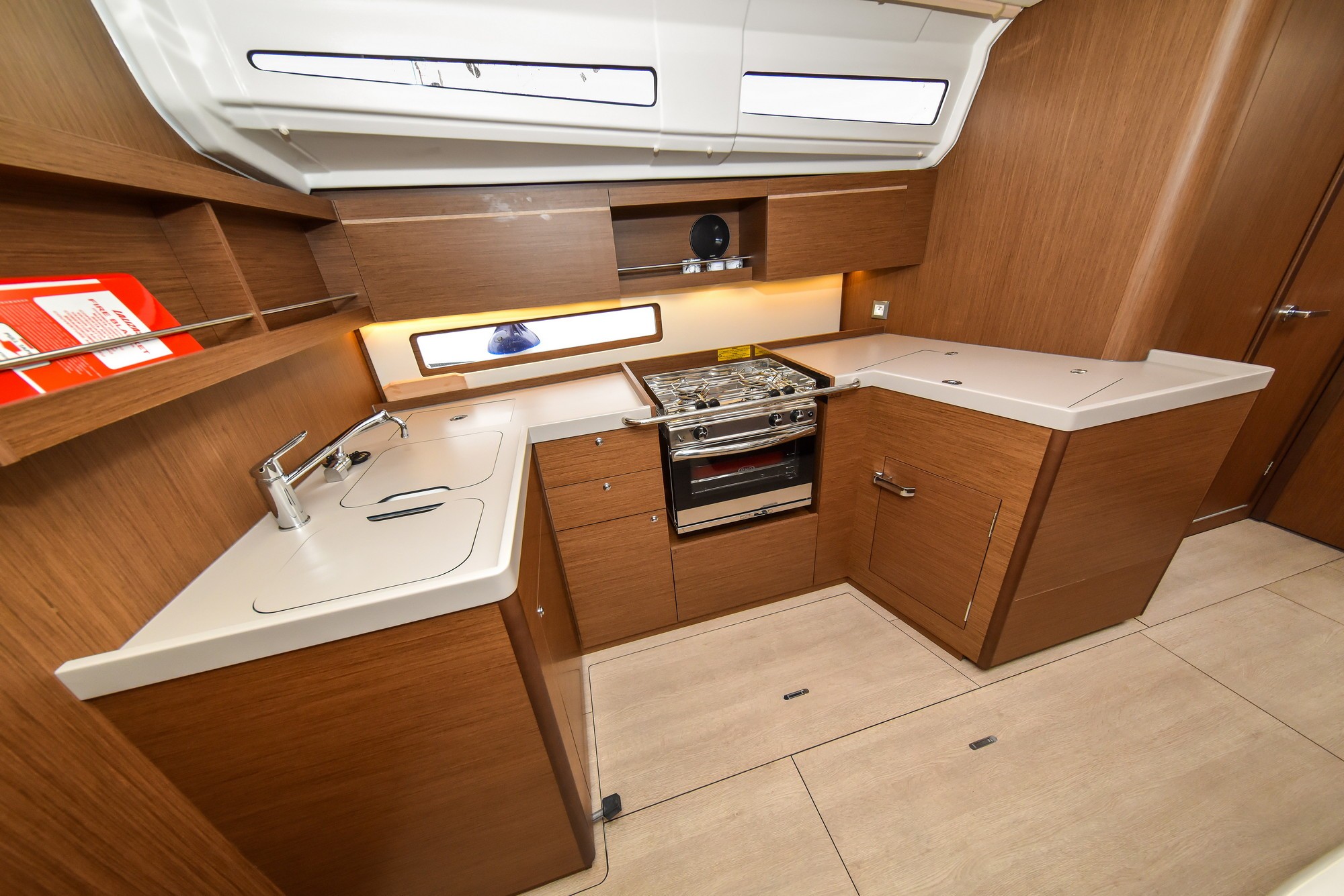 Oceanis 40.1, Eylin | Yacht Charter Croatia