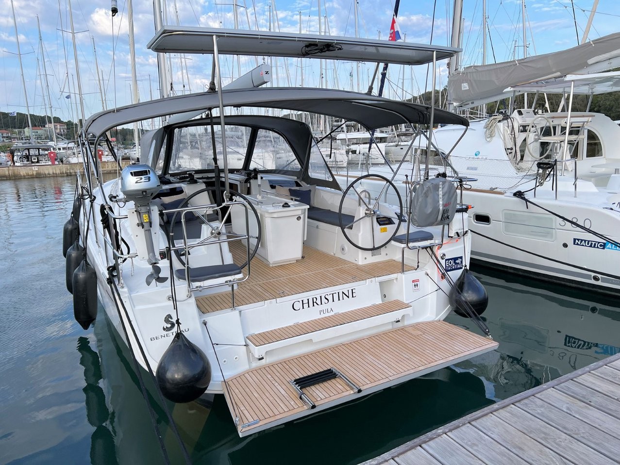 Oceanis 40.1, Christine | Yacht Charter Croatia
