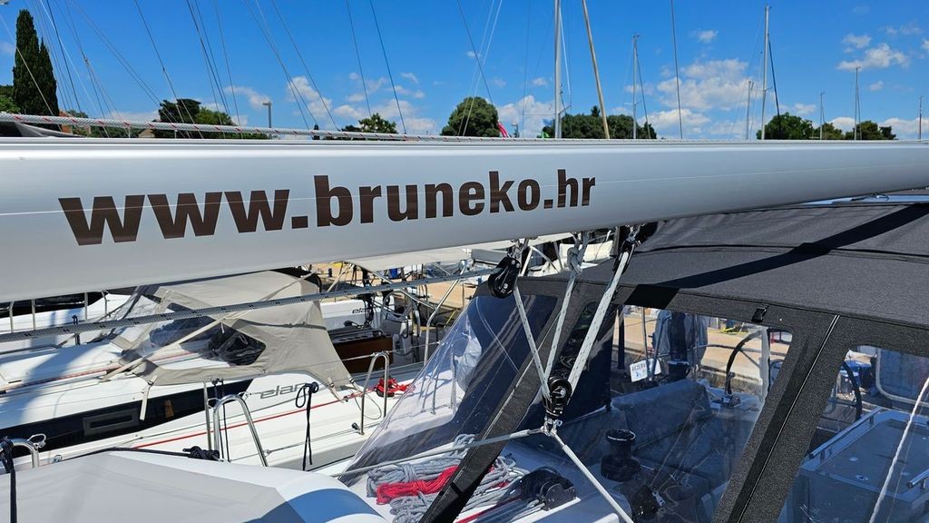 Oceanis 40.1, Dream Weaver | Yacht Charter Croatia