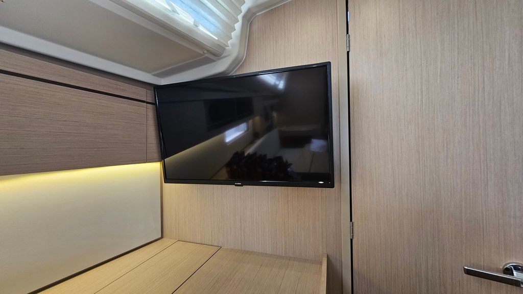 Oceanis 40.1, Dream Weaver | Yacht Charter Croatia