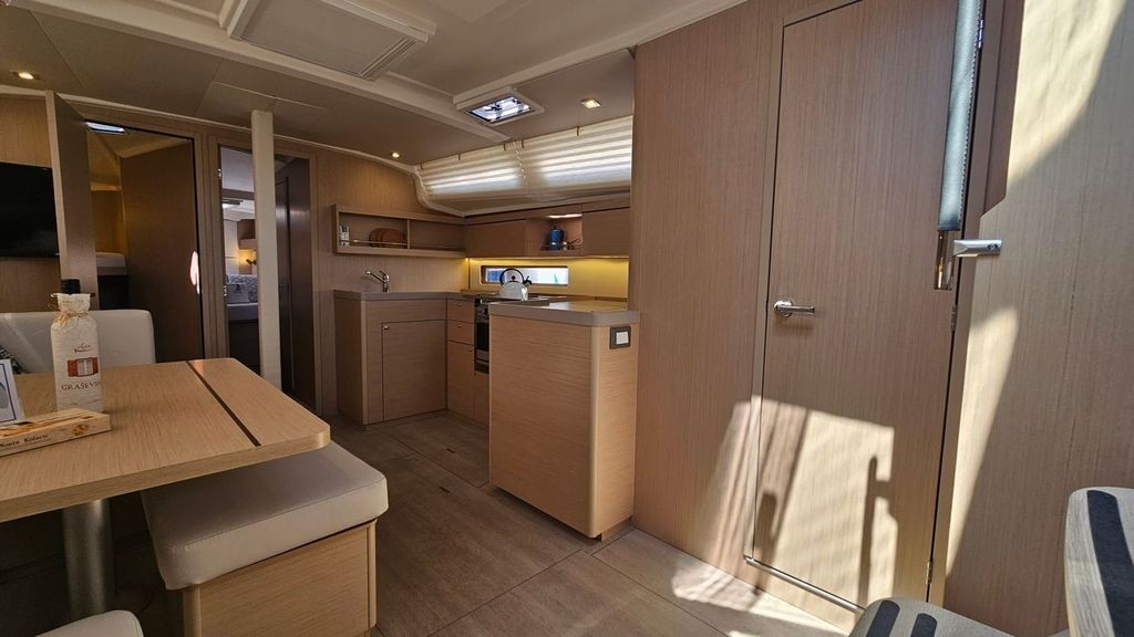 Oceanis 40.1, Dream Weaver | Yacht Charter Croatia