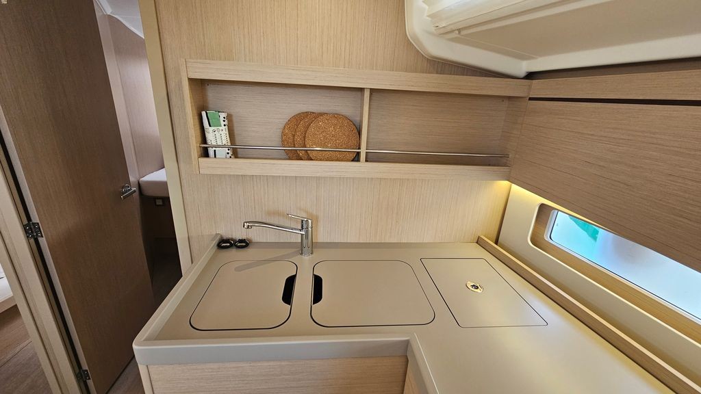 Oceanis 40.1, Dream Weaver | Yacht Charter Croatia