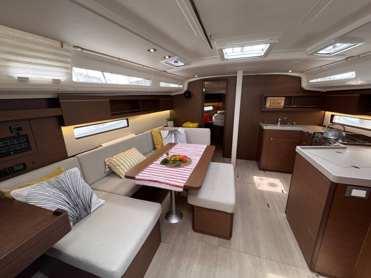 Oceanis 40.1, Kobe | Noleggio di Yacht Croazia