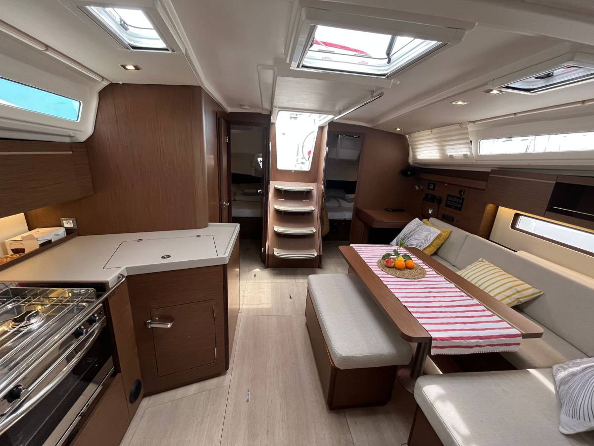 Oceanis 40.1, Kobe | Noleggio di Yacht Croazia