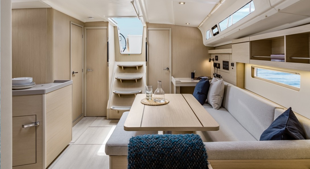 Oceanis 40.1, Mamma Mia | Yacht Charter Croatia