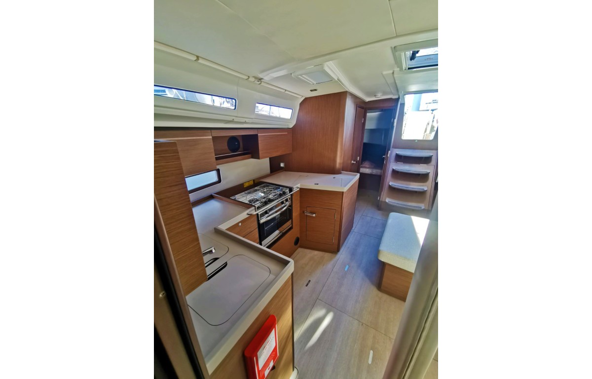 Oceanis 40.1, Dory | Yachtcharter Kroatien