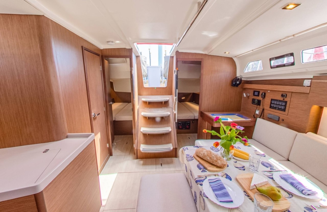 Oceanis 40.1, Starlight | Yacht Charter Croatia